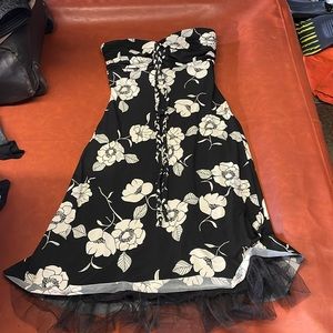 Black dress White flower Windsor dress